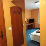 Apartment Restauracja Machliny