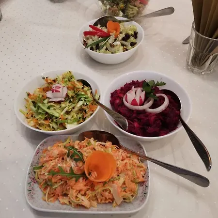 Restauracja *
