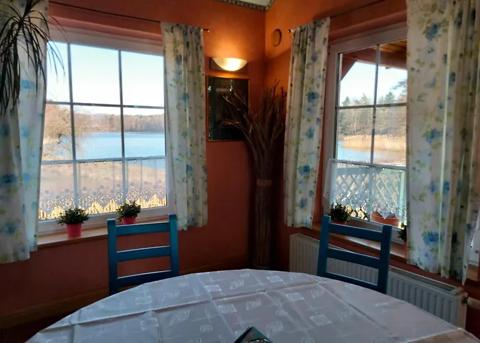 Restauracja 公寓 Machliny